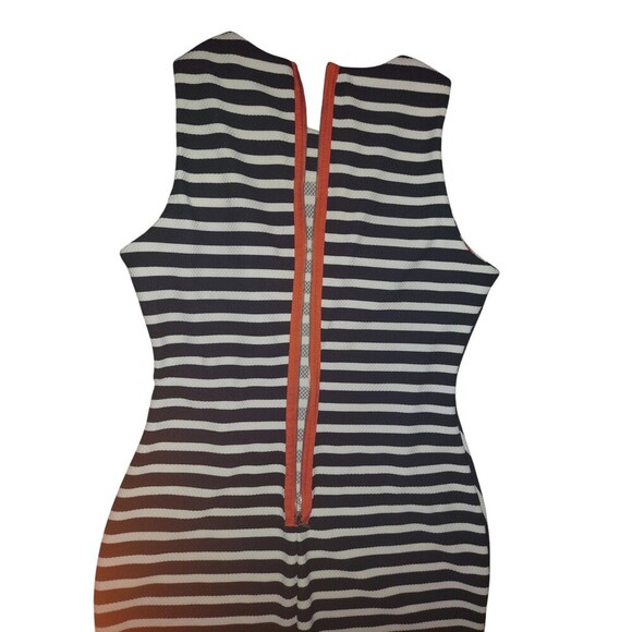 Sharagano Women's Sheath Dress Sleeveless, Black & White Striped Bodycon Size 4 - Picture 3 of 7